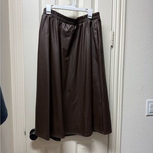 Elegant Brown Women's Skirt- brown pleather